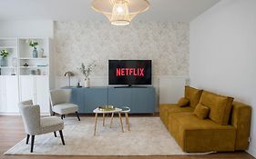 Cozy Apartment Near Paris Disney - 6 Min From Train Station